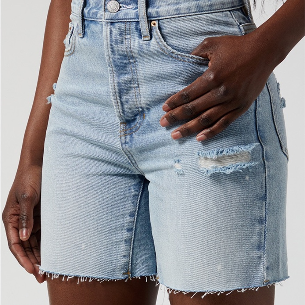 PacSun Light Wash Distressed Jean Shorts